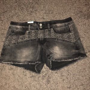 Low rise black shorts